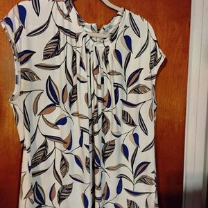 Liz Claiborne Leaf Print Blouse in Blue and Brown